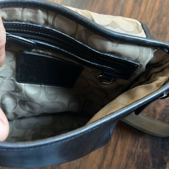 VTG Coach Legacy Leather Black 9335 Slim Flap Crossbody Madeline Costa Rica EUC - Picture 5 of 11